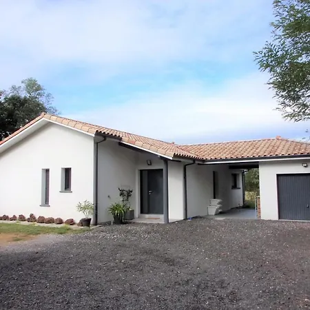 Holiday home Spacious House With Garden *