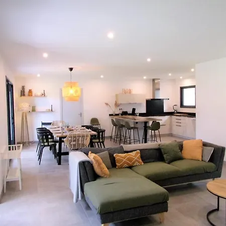 Holiday home Spacious House With Garden Soustons
